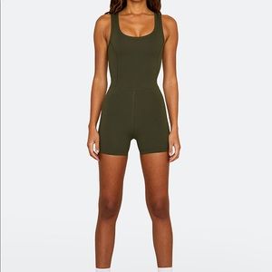 BRAND NEW SETActive SPORTBODY Neon Bodysuit (Limited Edition)